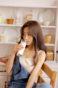 强行玷污女教师